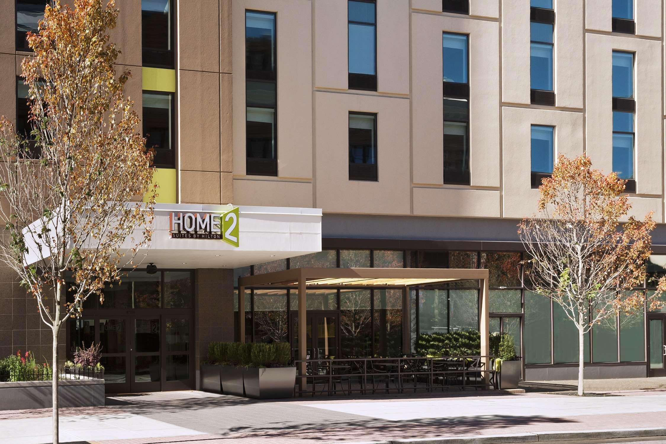 Home2 Suites By Hilton Philadelphia Convention Center Exteriör bild